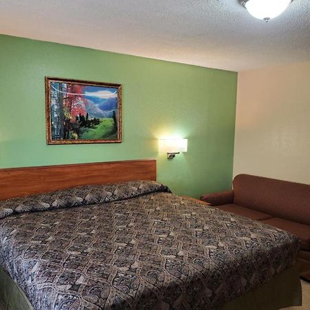 Budget Inn Edinburg Εξωτερικό φωτογραφία