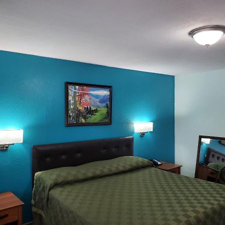 Budget Inn Edinburg Εξωτερικό φωτογραφία