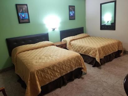 Budget Inn Edinburg Εξωτερικό φωτογραφία