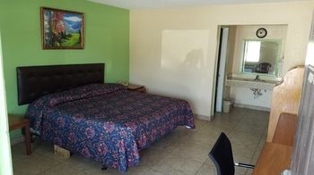 Budget Inn Edinburg Εξωτερικό φωτογραφία