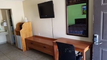 Budget Inn Edinburg Εξωτερικό φωτογραφία
